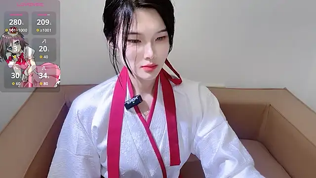Snapshot of T-TeaR chatting on April 18, 2026, 1:41 am T-TeaR online show from April 18, 2026, 1:41 am