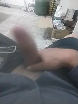 Jamasssss online show from December 4, 2025, 2:43 am