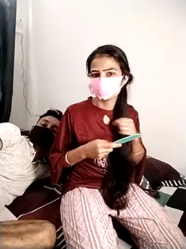 Aarzoo Arman online show from October 13, 2025, 4:47 am
