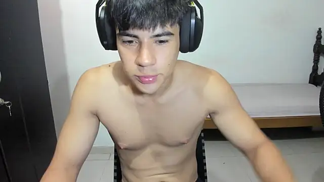 max morris66 online show from October 29, 2025, 12:48 pm