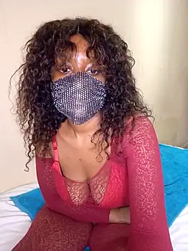 Snapshot of NiaAmour chatting on November 17, 2025, 12:14 am NiaAmour online show from November 17, 2025, 12:14 am