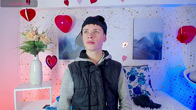 Snapshot of JackFrosst chatting on February 20, 2026, 12:29 pm JackFrosst online show from February 20, 2026, 12:29 pm