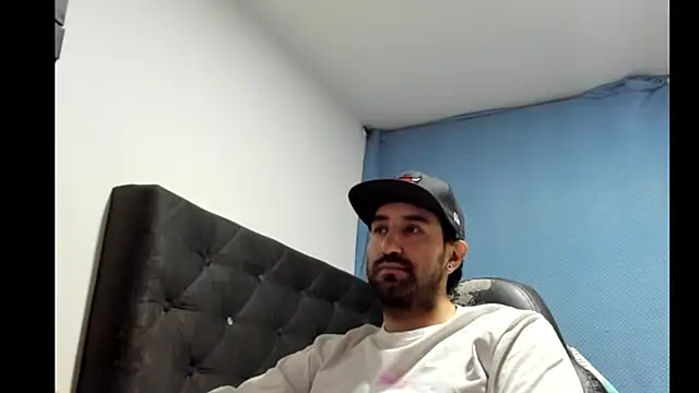 coolfriki online show from January 14, 2026, 4:27 am