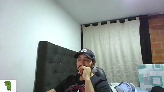 coolfriki online show from July 12, 2026, 1:28 am