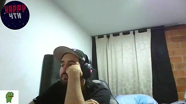 coolfriki online show from July 5, 2026, 3:33 am