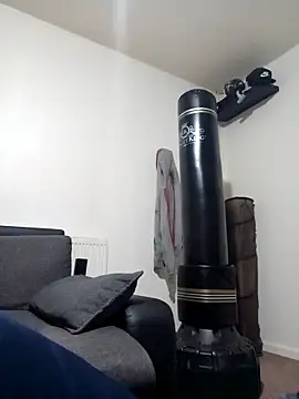 Snapshot of T1T012 chatting on February 3, 2026, 2:53 am T1T012 online show from February 3, 2026, 2:53 am