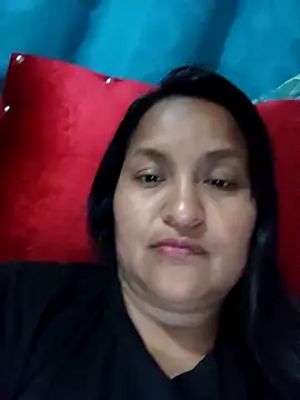 lucia00xx online show from November 30, 2025, 2:12 am