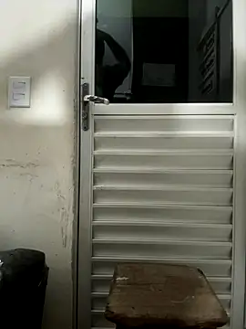 B-38 online show from November 18, 2025, 1:10 am