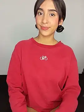 Snapshot of TWUINS-HOT chatting on October 6, 2025, 5:52 am TWUINS-HOT online show from October 6, 2025, 5:52 am