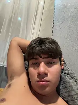 lain213 online show from February 4, 2026, 3:18 pm