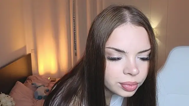 CelineXoxo online show from October 19, 2025, 10:07 am
