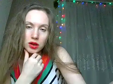 Lynirina online show from May 25, 2026, 11:03 pm