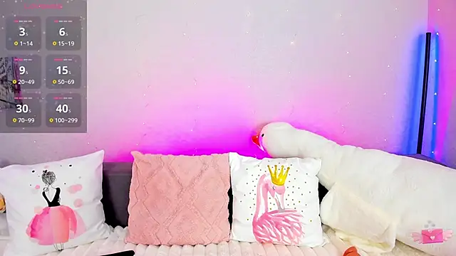 Evarey  online show from February 27, 2026, 5:40 am