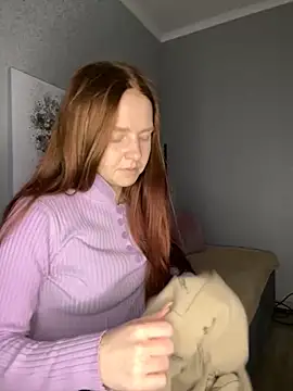 Evarey  online show from November 29, 2025, 6:24 am