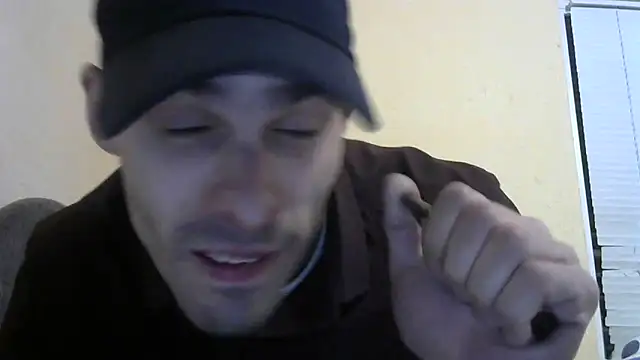 MakabulaAndrey online show from April 18, 2026, 7:07 pm