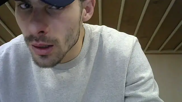 Snapshot of MakabulaAndrey chatting on February 28, 2026, 10:26 am MakabulaAndrey online show from February 28, 2026, 10:26 am