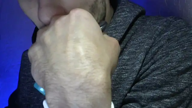 Snapshot of MakabulaAndrey chatting on December 1, 2025, 9:59 pm MakabulaAndrey online show from December 1, 2025, 9:59 pm