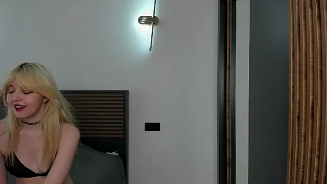 Snapshot of _LucyStars_ chatting on May 30, 2026, 11:38 am LucyStars online show from May 30, 2026, 11:38 am