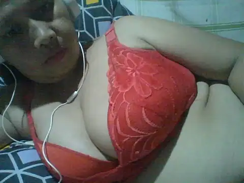 xxxsuckyourdick4u online show from April 14, 2026, 5:56 am