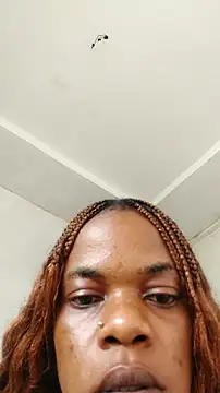 GlobeTrottieHottie1 online show from October 23, 2025, 12:15 pm