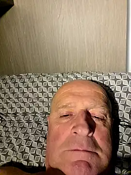 rudy-kralik online show from February 17, 2026, 11:24 pm