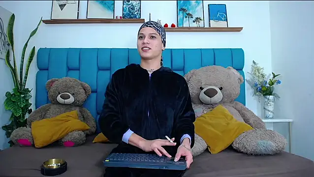 Brian hot online show from March 3, 2026, 11:17 am