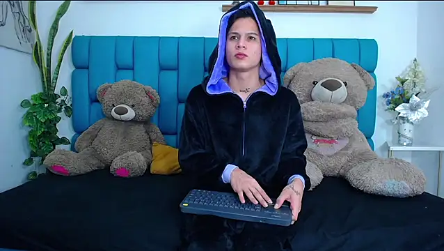 Brian hot online show from February 24, 2026, 11:22 am