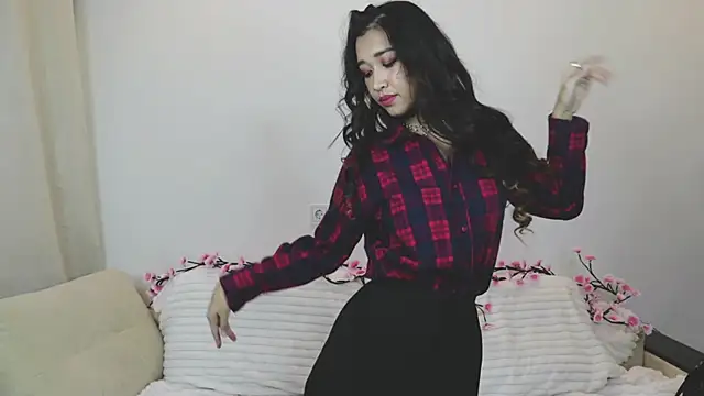SelinaLukas online show from October 19, 2025, 4:10 pm