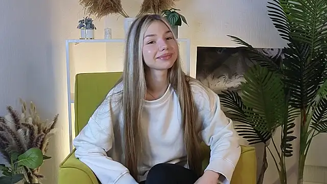 HanneloreTondreau online show from October 9, 2025, 2:17 pm