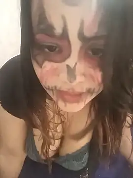 Beauty Queen Soniya online show from October 30, 2025, 2:32 am