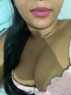 Snapshot of Brunamorenago chatting on November 12, 2025, 2:54 pm Brunamorenago online show from November 12, 2025, 2:54 pm