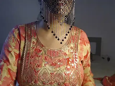 Snapshot of Punjabi_Bhabhi_ chatting on October 12, 2025, 3:57 pm Punjabi Bhabhi online show from October 12, 2025, 3:57 pm