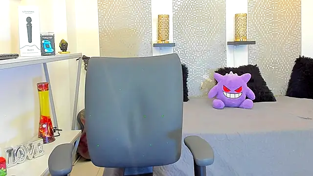 JacobBlackwell  online show from November 7, 2025, 7:29 pm