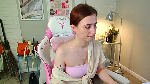 JessiJull online show from October 23, 2025, 5:00 pm