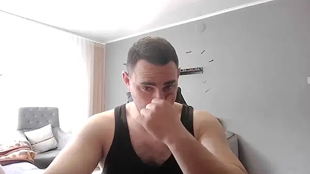 Snapshot of mastermute chatting on April 12, 2026, 7:11 am mastermute online show from April 12, 2026, 7:11 am