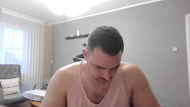 Snapshot of mastermute chatting on April 10, 2026, 4:47 pm mastermute online show from April 10, 2026, 4:47 pm