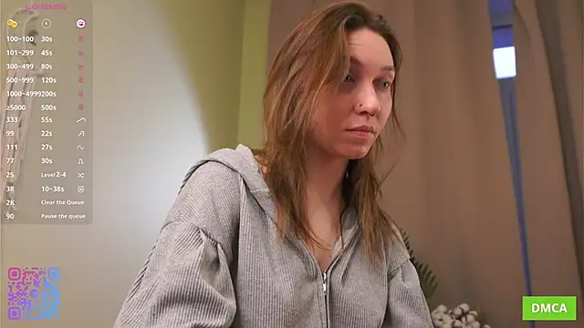 JohnetteConstine online show from November 14, 2025, 5:11 am