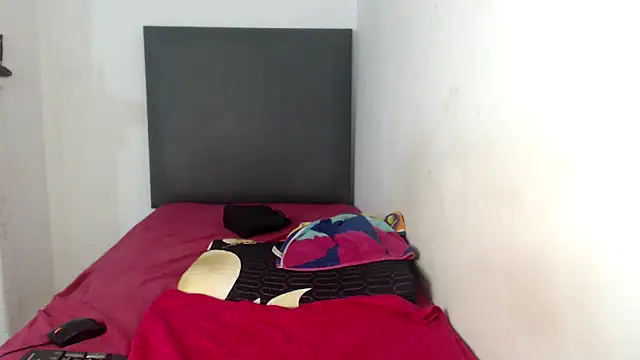 MissLola026 online show from November 15, 2025, 3:21 am