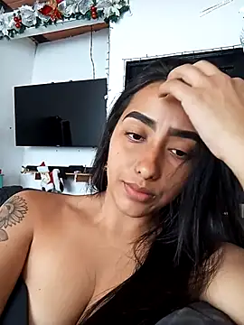 Queen sofya online show from December 16, 2025, 5:50 pm