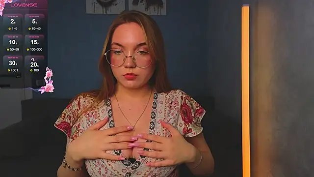 RebeccaEglitis online show from April 3, 2026, 4:24 pm