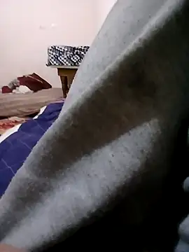 latarak321 online show from January 14, 2026, 11:47 am