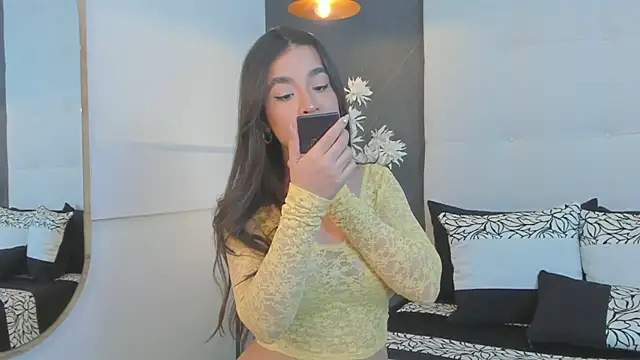 AryBlair online show from November 14, 2025, 12:36 am