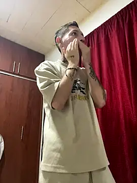 davidxxx 2012 online show from October 30, 2025, 4:26 pm