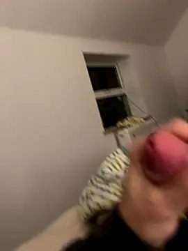 Snapshot of jakeBigCock1905 chatting on October 31, 2025, 9:22 pm jakeBigCock1905 online show from October 31, 2025, 9:22 pm