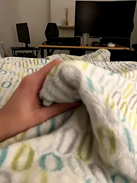 Snapshot of jakeBigCock1905 chatting on October 24, 2025, 3:49 am jakeBigCock1905 online show from October 24, 2025, 3:49 am