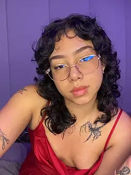 Scarlett Rave online show from October 13, 2025, 4:25 am