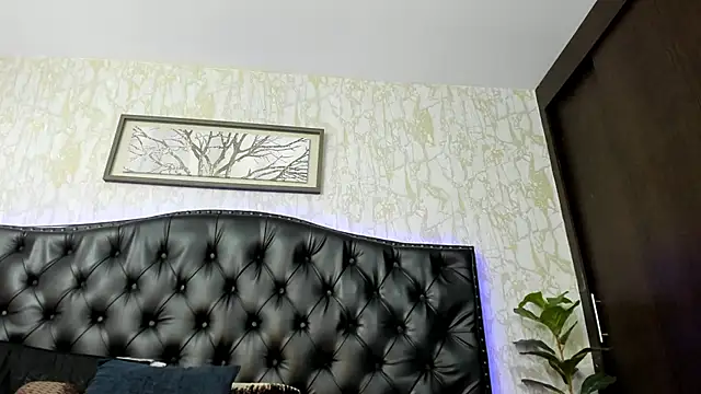 DenzelRios online show from April 12, 2026, 1:31 am