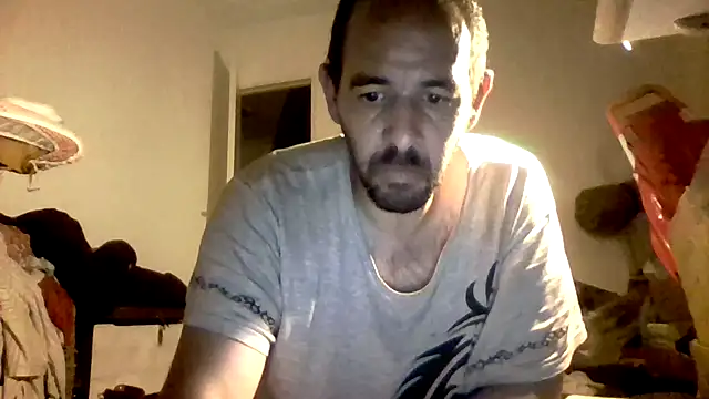 Snapshot of Seb547 chatting on October 25, 2025, 6:34 am Seb547 online show from October 25, 2025, 6:34 am