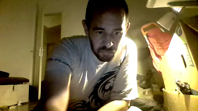 Snapshot of Seb547 chatting on October 20, 2025, 10:10 pm Seb547 online show from October 20, 2025, 10:10 pm