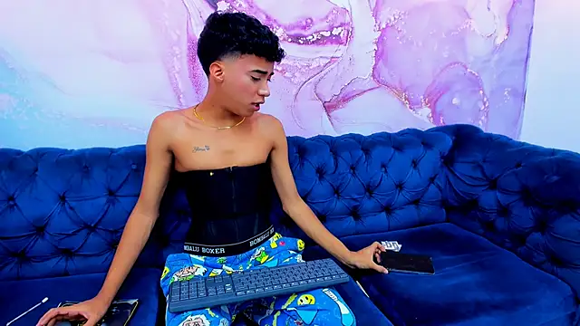 Snapshot of Tasty_now chatting on October 12, 2025, 3:19 am Tasty now online show from October 12, 2025, 3:19 am